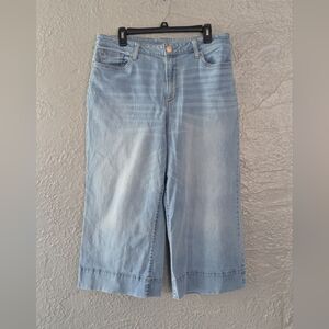 Light Wash Wide Leg Women's Jeans